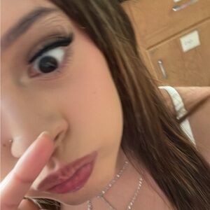 Meet your Posher, Magical